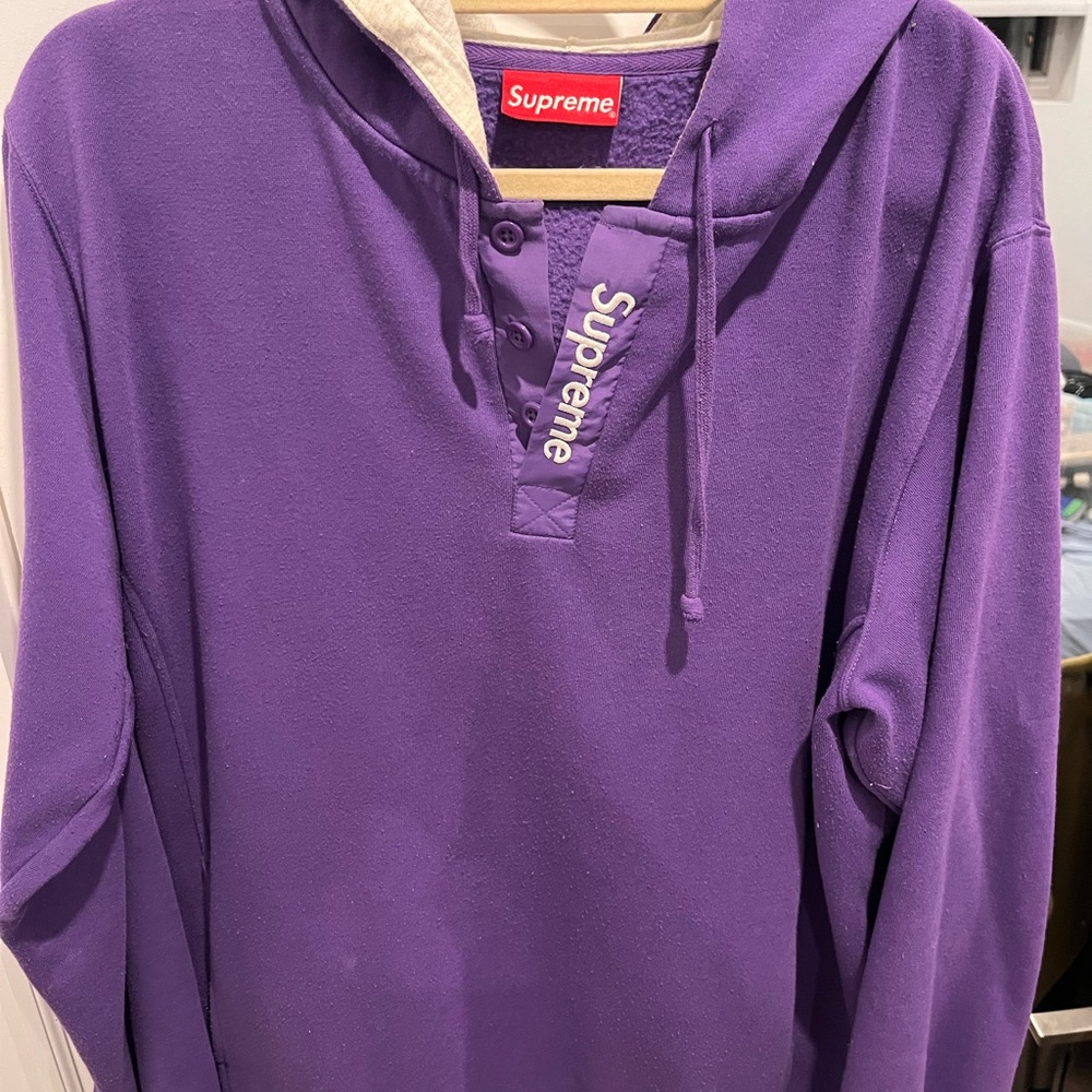 Supreme contrast plackett hoodie